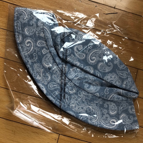 Men’s Light Blue Paisley pattern bucket hat *NWT* - Picture 4 of 4